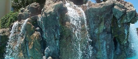 室外游泳池,恒温泳池
