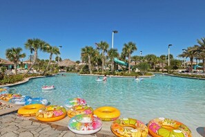 Piscine extérieure, piscine chauffée