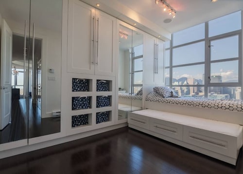 D15-プライベートルーフトップパティオ付きの洗練されたペントハウスアパートメント