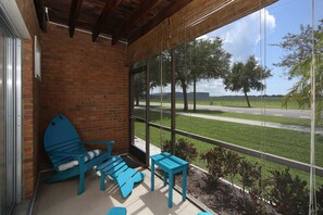 Terrace/patio - LOCATION! LOCATION! Walk to the beach, pier, golf, restaurants on Venice Island (Venice)