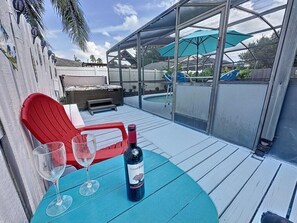 Terrace/patio - It's 5 O'Clock Somewhere: Beach Style, 3 Kings, Private Pool & Hot Tub, Pets OK (Kissimmee)