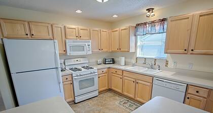 Uusi listaus sijaitsee keskeisellä paikalla Villagesin golfkentällä