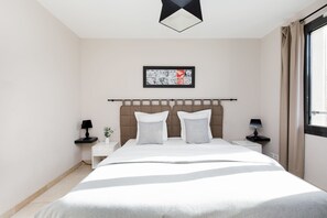 3 Schlafzimmer, Bügeleisen/Bügelbrett, WLAN, Bettwäsche