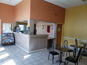Business centre - Americas Stay Inn (Leavenworth)