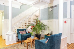 Karaoke bar, alfresco dining, open select days