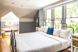 Suite | Free WiFi, bed sheets - Miami River Inn By Renzzi (Miami)