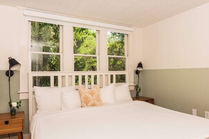 Quarto superior | Wi-Fi de cortesia, roupa de cama