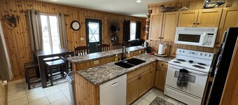 新しい所有権  Waubay Lake Hunting / Fishingキャビン：男の洞窟、WiFi、SatTV