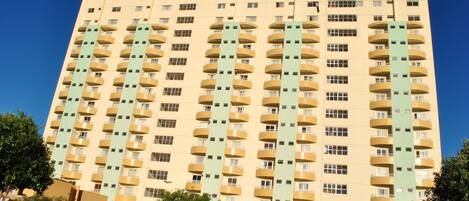 Mặt tiền nơi lưu trú