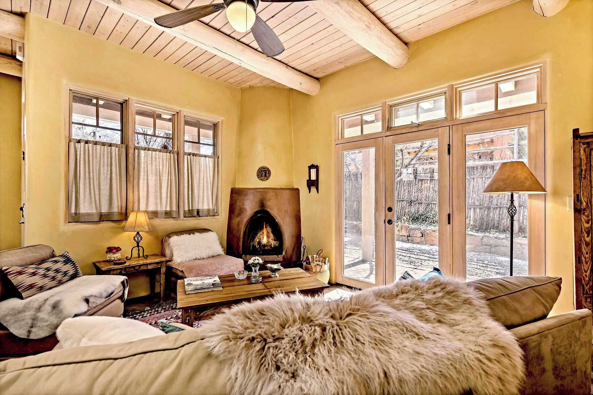 TV, fireplace, offices