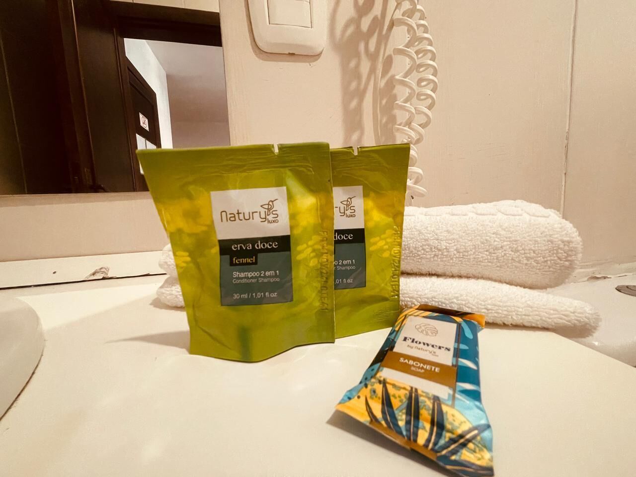 standard twin room | room amenity