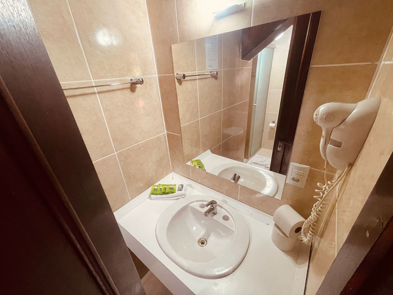 luxury room, 1 double bed, city view | bathroom | shower, rainfall showerhead, free toiletries, hair dryer