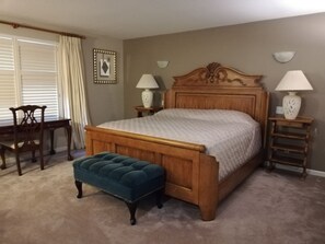 Chambre Deluxe, 1 très grand lit, vue jardin | Chambres insonorisées, fer et planche à repasser, Wi-Fi gratuit