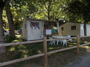 Chalet, Shared Bathroom (Tithome) | Terrace/patio
