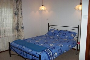 5 bedrooms - 68 Carrickalinga Road, Carrickalinga (Carrickalinga)