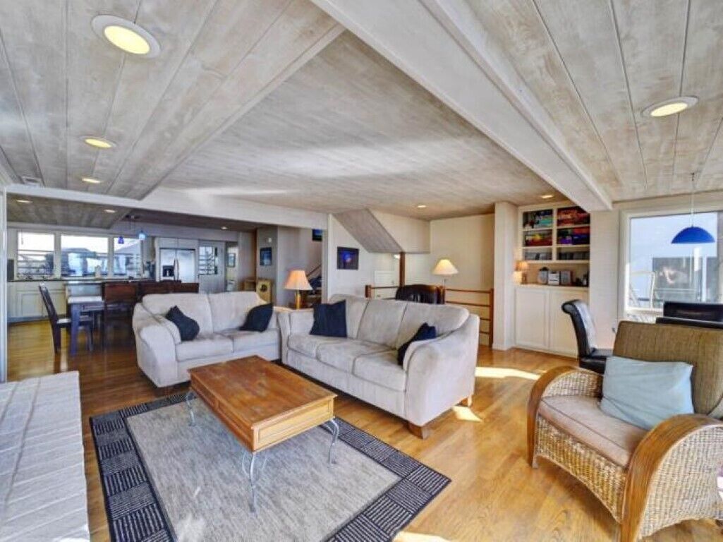 Luxury Ocean Front Home - Capitola, CA