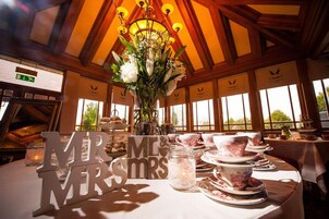 Se sirven almuerzos y cenas, cocina irlandesa