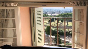 Interior - Duplex Apartment (2 Bedroom, Sleeps 4) (Villecroze)