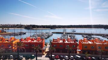 Marina/club náutico