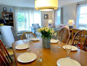 Dining - Discover Your Perfect Cape Ann Getaway - A Charming Bayview Retreat (Gloucester)