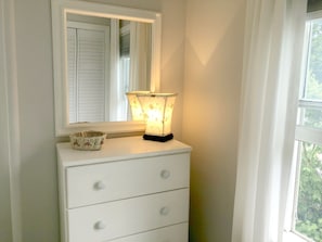 Interior - Discover Your Perfect Cape Ann Getaway - A Charming Bayview Retreat (Gloucester)