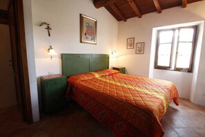 2 bedrooms, iron/ironing board - Holiday Home in Stazzema with 2 bedrooms sleeps 5 (Stazzema)