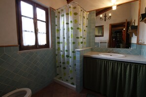 Douche, bidet