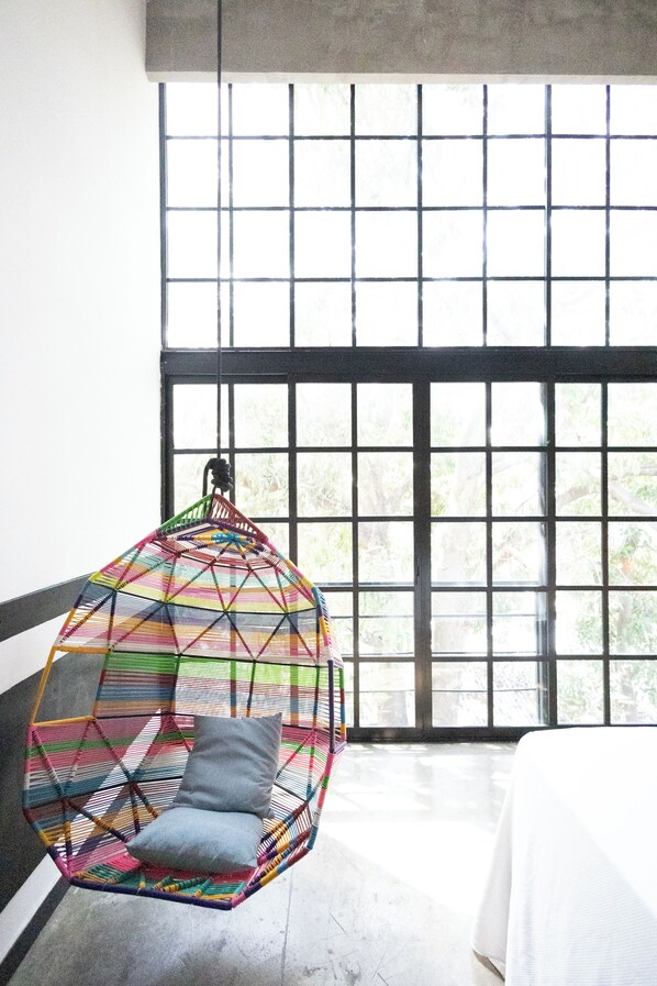 Loft, Multiple Beds, Non Smoking (Loft 302) | Premium bedding, memory foam beds, individually decorated