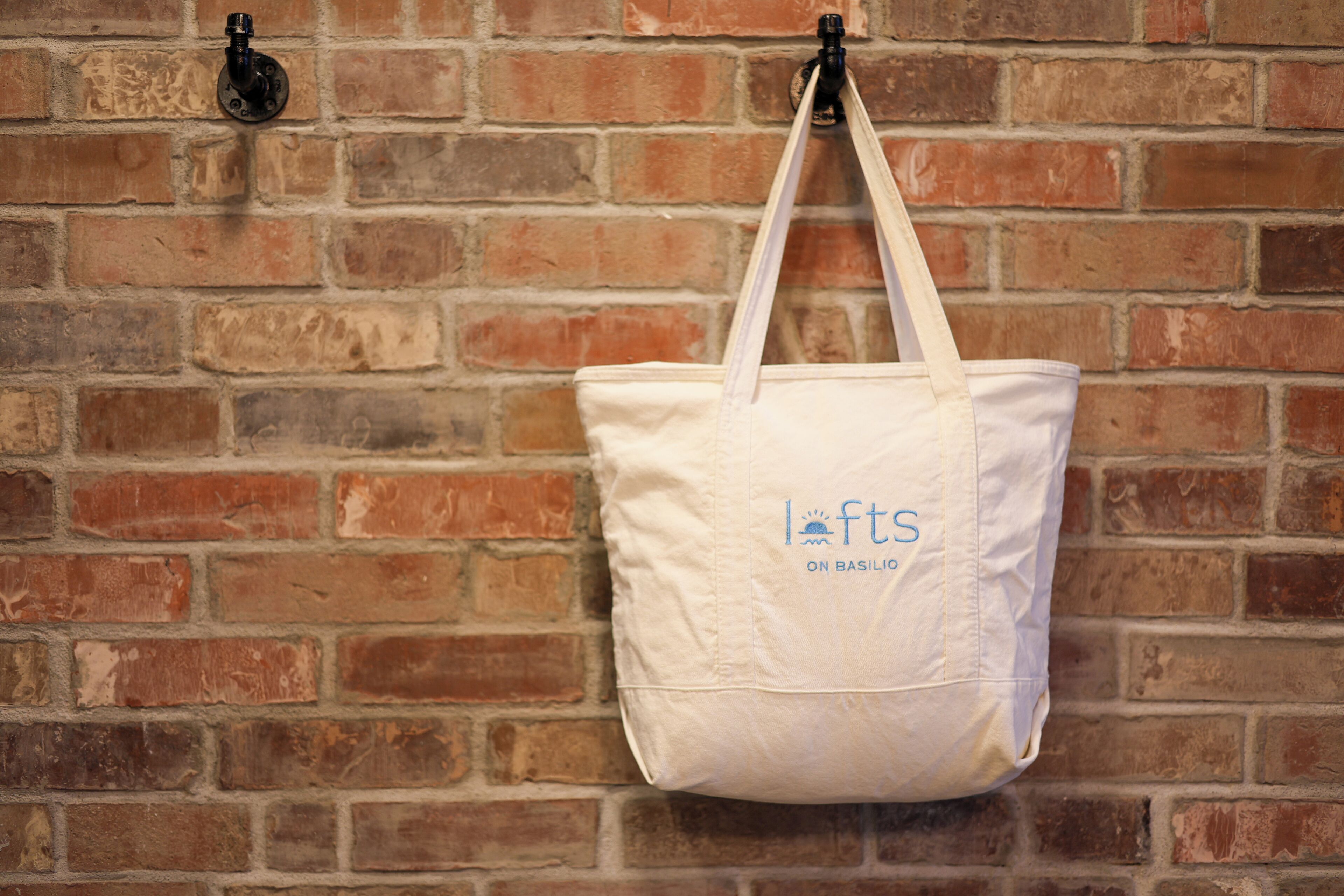 loft, multiple beds, non smoking (loft 302) | living area | smart tv