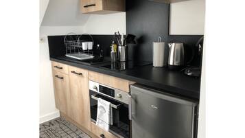 Microwave, oven, stovetop, coffee/tea maker