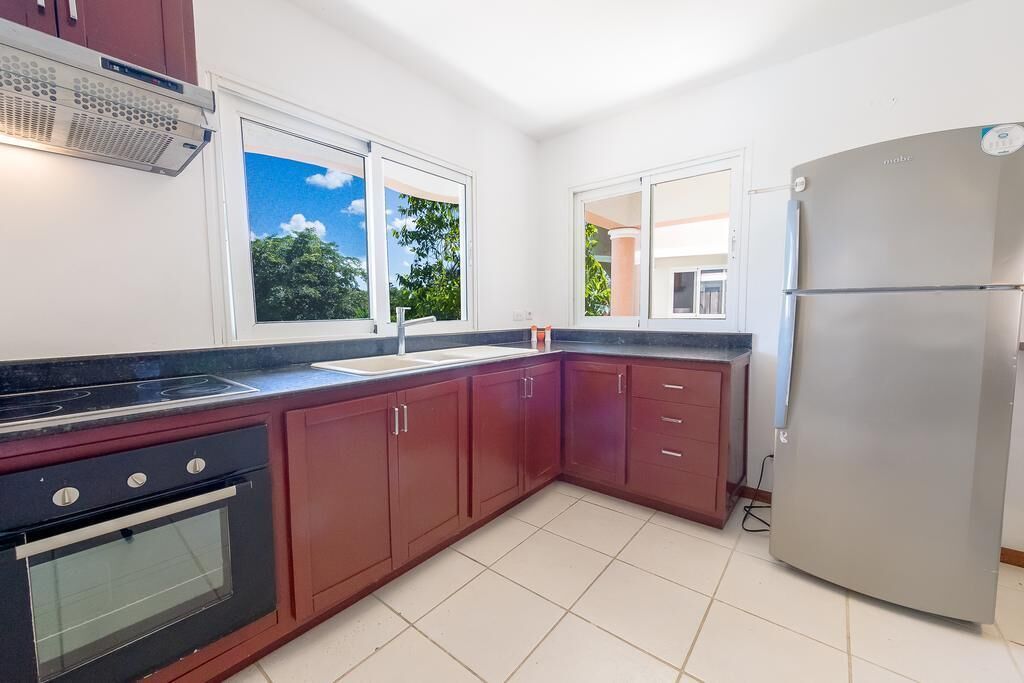 Frigorifero, microonde, forno, macchina per tè/caffè