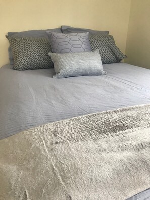 3 Schlafzimmer, Bügeleisen/Bügelbrett, Internetzugang, Bettwäsche
