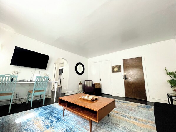 Interior - Beautiful Getaway In Central Saint Louis! (St. Louis)