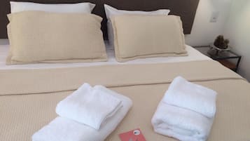 Suite superior, vistes al jardí | Roba de llit d'alta qualitat, minibar, wifi gratuïta i roba de llit