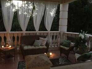 Property grounds - Vacation in Paradise! Dock available-Walk to Pool & Fishing Pier! Kayaks & Bikes (Homosassa)