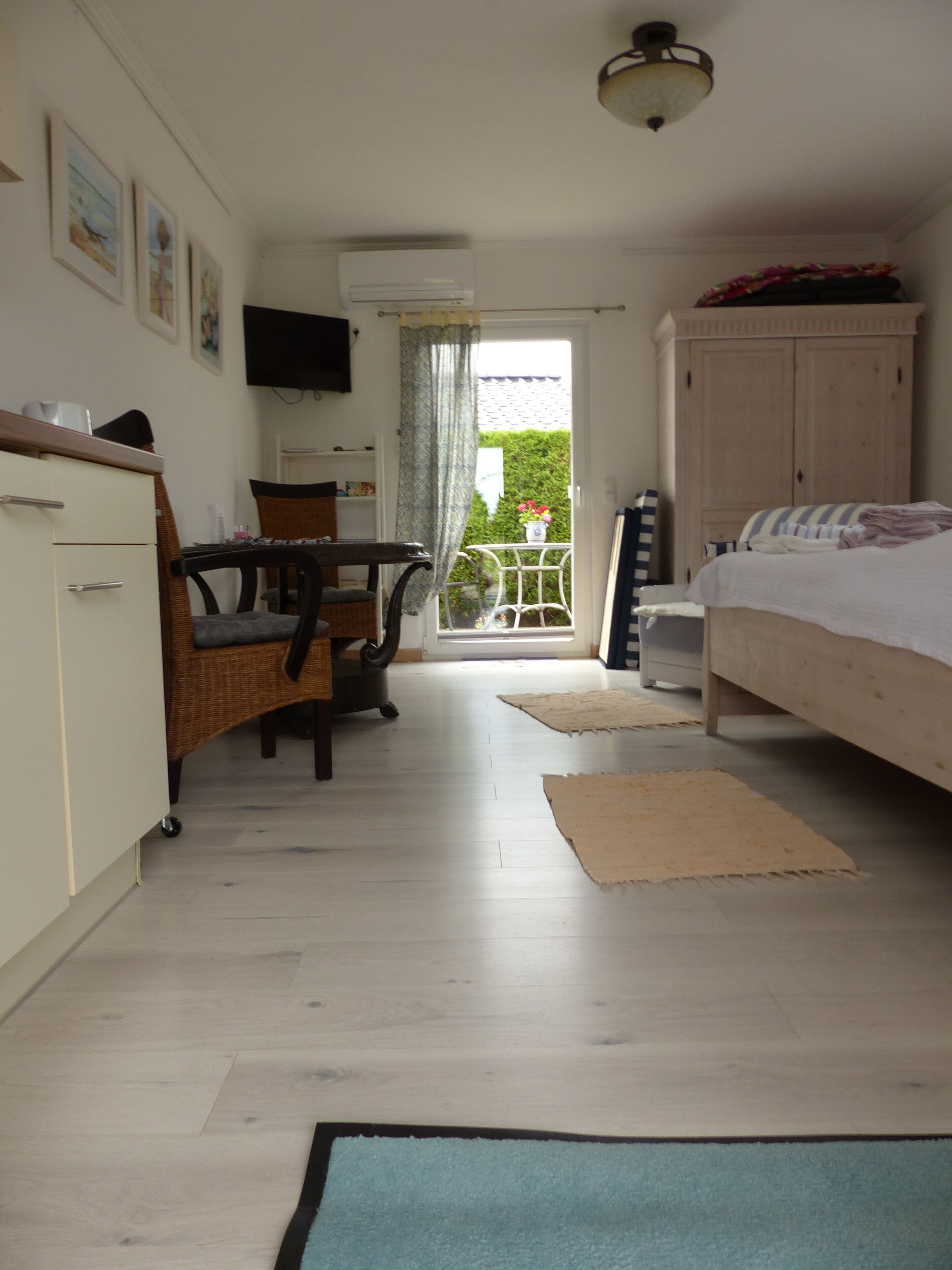 1 chambre, fer et planche à repasser, lit parapluie, Wi-Fi gratuit
