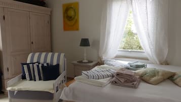 1 Schlafzimmer, Bügeleisen/Bügelbrett, Reisekinderbett, kostenloses WLAN
