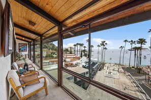 Penthouse Panoramique, plusieurs lits, vue baie | Vue de la chambre