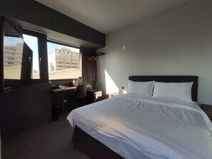 Superior Double Room | Bathroom