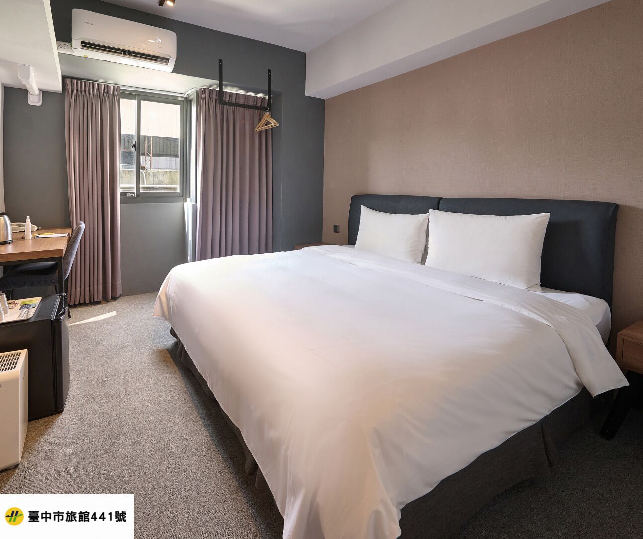 Superior Double Room | Desk, laptop workspace, blackout drapes, soundproofing