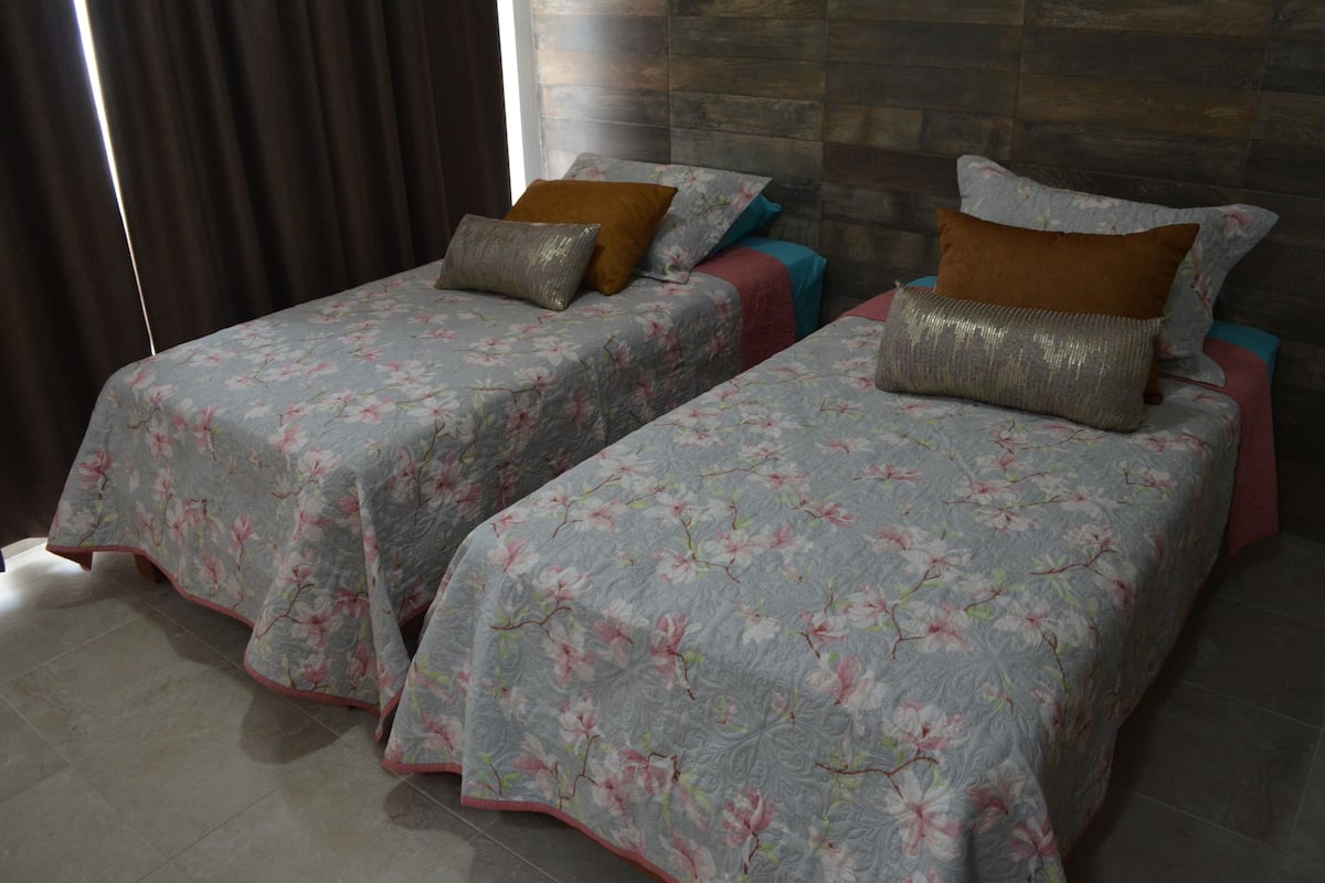 Standard-Doppelzimmer | Hochwertige Bettwaren, Pillowtop-Betten, Zimmersafe