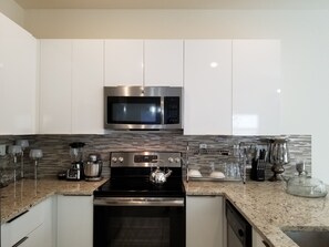 Fridge, microwave, oven, stovetop - Comfort, Serenity, Relaxation Vacation Home located in Homestead, Florida. (Homestead)