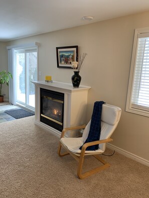 Interior - Quiet lovely retreat, close to nature (Cambridge)