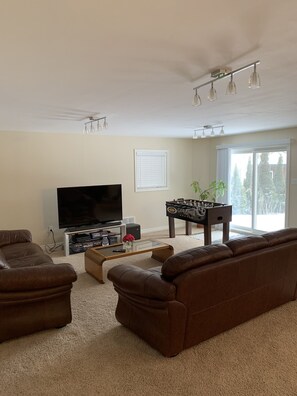 Living area - Quiet lovely retreat, close to nature (Cambridge)