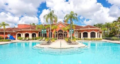 *** 2 bd, 2 bath Luxury 5 star Italian Resort, on the hedge of the Tampa Bay