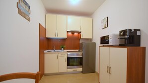 Apartment, 2 Schlafzimmer | Eigene Küche