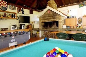 Game room - Apartment in Preko with Terrace, Air condition, WIFI, Washing machine (4568-5) (Preko)