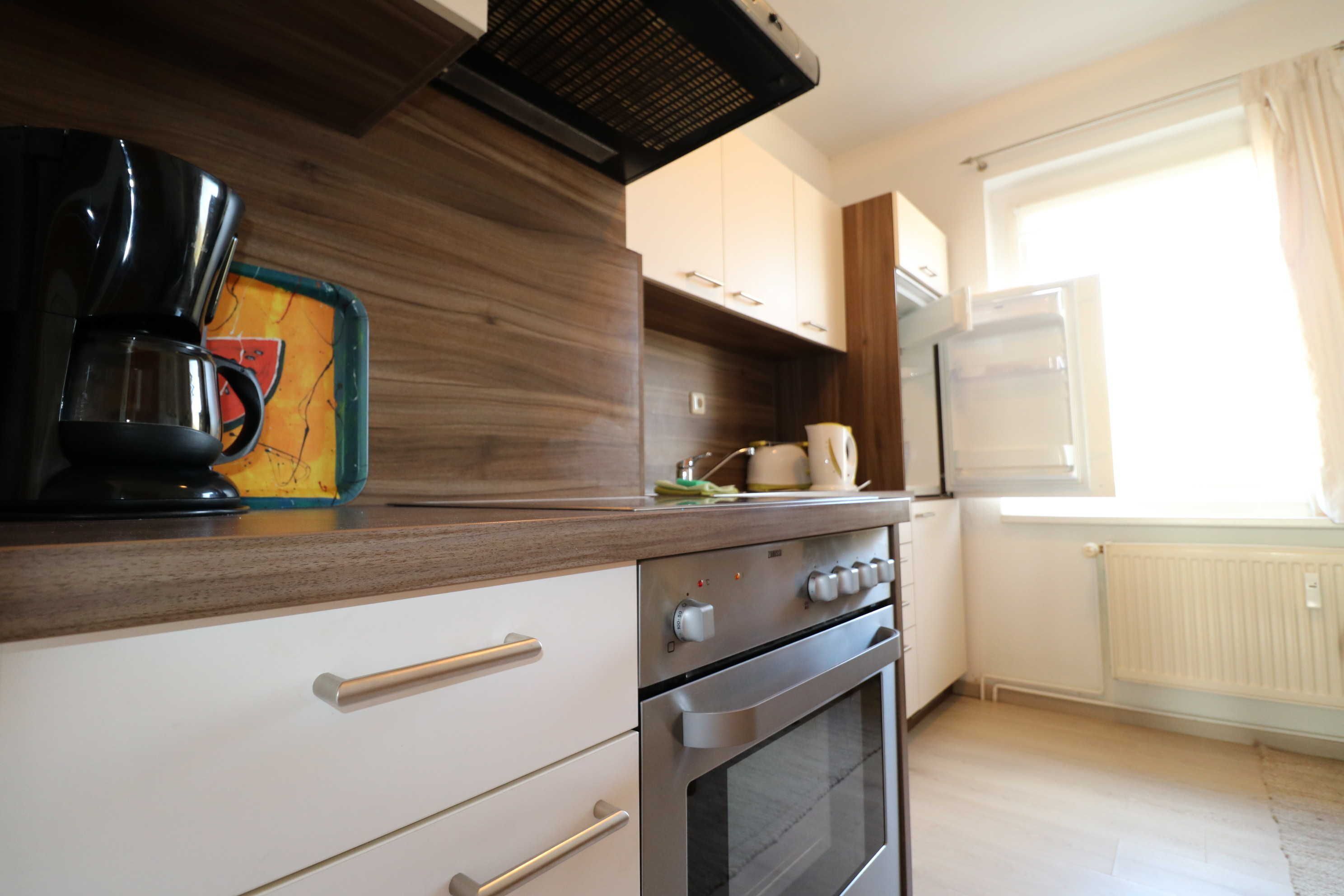 Fridge, oven, dishwasher, highchair