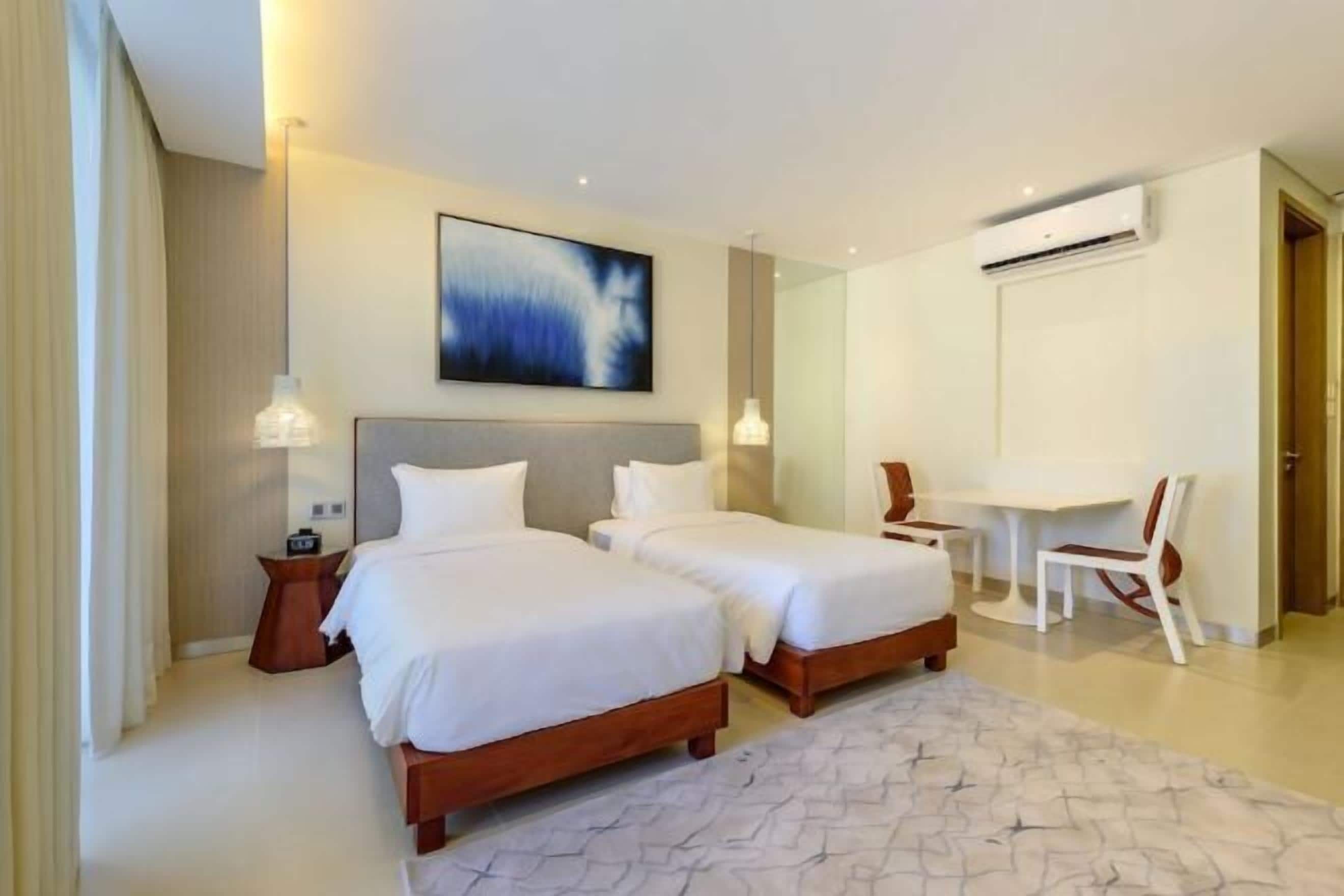 Sengetøy av topp kvalitet, safe på rommet og individuelt dekorert