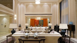 Premium bedding, down duvets, minibar, in-room safe - Mingzuo Hotel Zhongshan (Zhongshan)